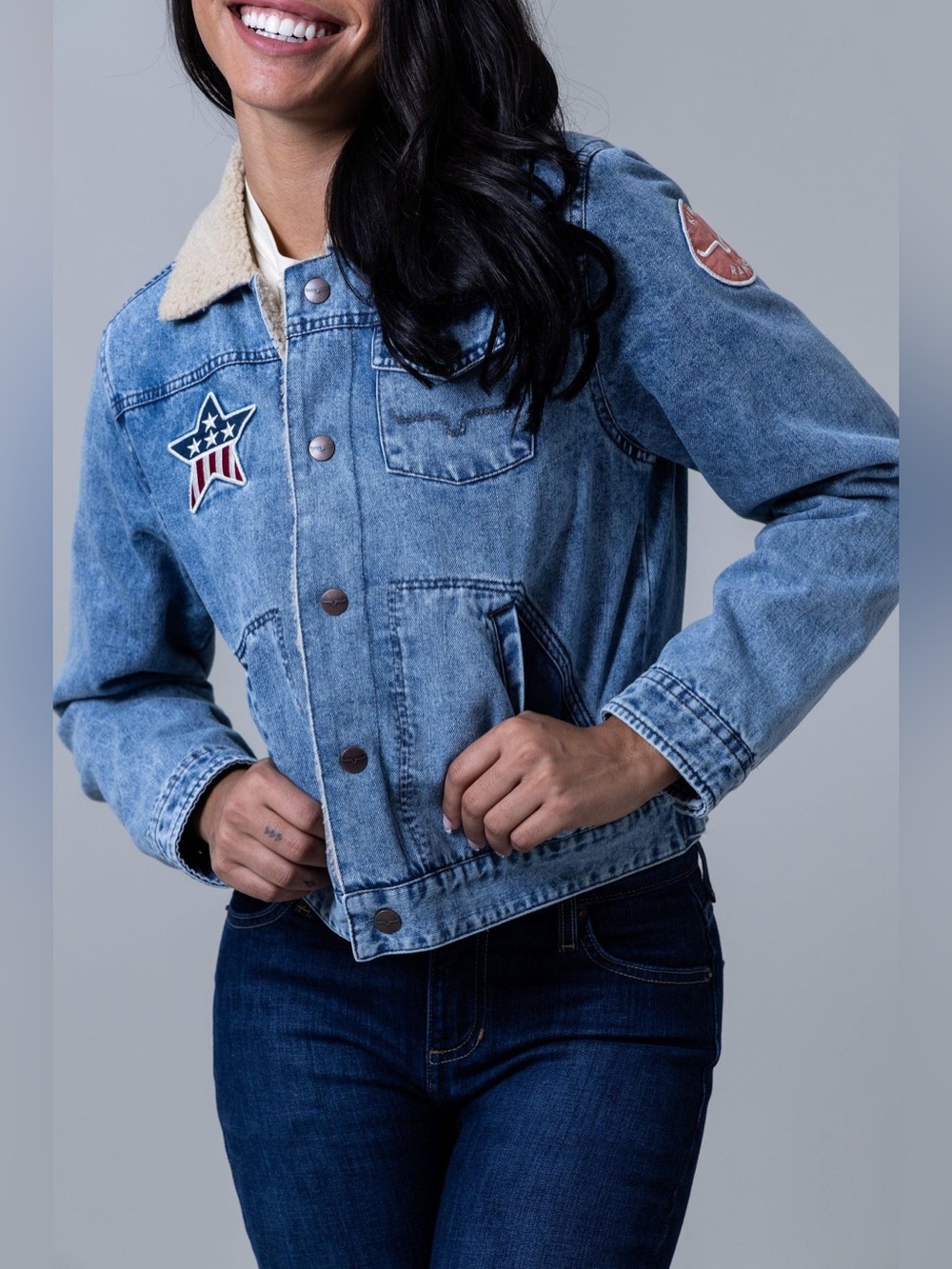 Kimes Ranch Vaquero Trucker Sherpa Denim Jacket Light Wash XL NWT